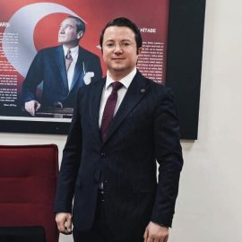 KAMİL KOÇ